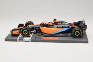 McLaren MCL36 #3 D. Ricciardo Bahrain GP 2022 Minichamps 1:18 537221803 Metāls — attēls 4 no 7