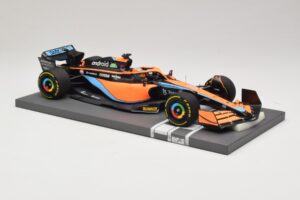 McLaren MCL36 #3 D. Ricciardo Bahrain GP 2022 Minichamps 1:18 537221803 Metāls — attēls 7 no 7