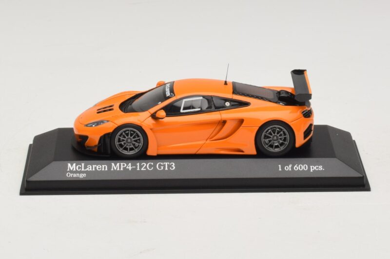 McLaren MP4-12C GT3 Street Oranžs Minichamps 1:43 437121399 Metāls