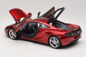 McLaren MP4-12C Sarkans Metālisks Minichamps 1:18 110133022 Metāls — attēls 5 no 8
