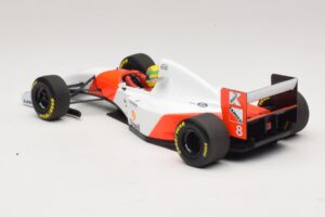 McLaren MP4/8 Ford #8 A. Senna Winner Japanese GP 1993 Minichamps 1:18 540931878 Metāls — attēls 5 no 7