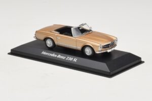 Mercedes 230 SL W113 Zelts Metālisks Maxichamps 1:43 940032230 Metāls — attēls 3 no 4