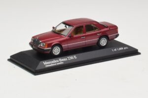 Mercedes 230E W124 Sarkans Metālisks Minichamps 1:43 400037001 Metāls — attēls 2 no 4