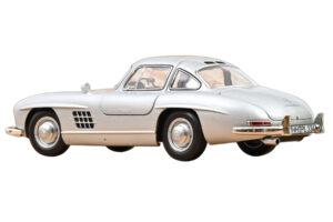 Mercedes 300 SL W198 Gullwing Sudrabs Norev 1:18 183857 Metāls — attēls 3 no 5