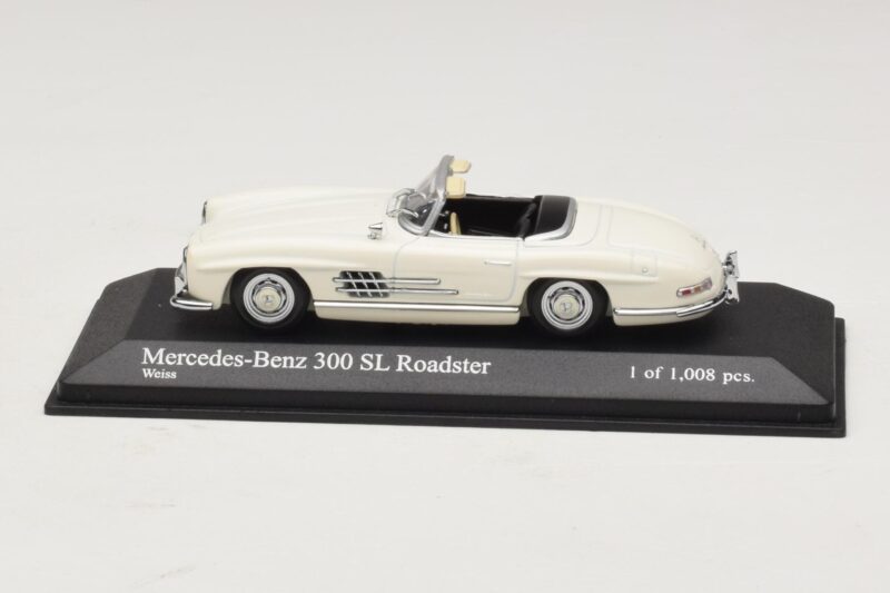 Mercedes 300 SL W198 Roadster Balts Minichamps 1:43 Mercedes 300 SL W198 Roadster Balts Minichamps 1:43 400039034 Metāls