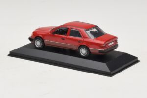 Mercedes 300D W124 Turbo Sarkans Minichamps 1:43 3210 Metāls — attēls 3 no 4