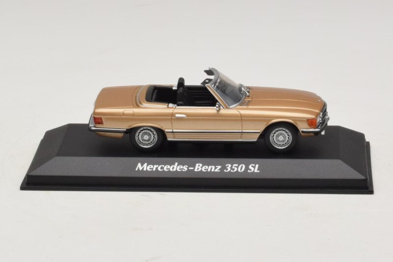 Mercedes 350 SL R107 Zelts Maxichamps 1:43 940033431 Metāls
