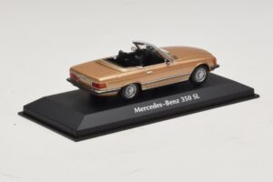 Mercedes 350 SL R107 Zelts Maxichamps 1:43 940033431 Metāls — attēls 2 no 4