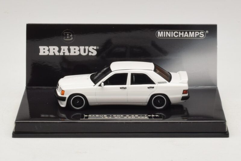 Mercedes Brabus 3.6S 190E W201 Balts Minichamps 1:43 437032602 Metāls