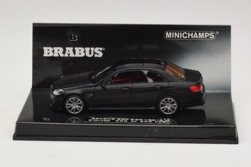 Mercedes Brabus 850 E63 W212 Matēts Melns Minichamps 1:43 437034101 Metāls