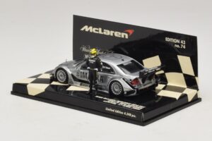 Mercedes C203 DTM Team McLaren Mercedes MP4-98T Mika & Erja Hakkinen Lapland 17 April 2000 Minichamps 1:43 530984378-P1 Metāl — attēls 3 no 4