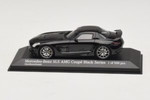 Mercedes SLS AMG C197 Black Series Melns Metālisks Minichamps 1:43 437033020 Metāls