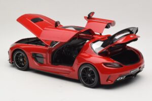 Mercedes SLS AMG C197 Black Series Sarkans Minichamps 1:18 110033022 Metāls — attēls 5 no 8