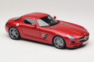 Mercedes SLS AMG C197 Sarkans Metālisks Minichamps 1:18 100039020 Metāls — attēls 6 no 8