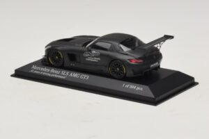 Mercedes SLS AMG GT3 45 Years of Driving Performance Melns Minichamps 1:43 410133200 Metāls — attēls 3 no 4
