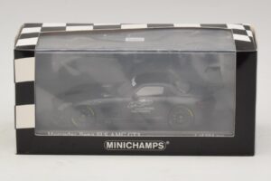 Mercedes SLS AMG GT3 45 Years of Driving Performance Melns Minichamps 1:43 410133200 Metāls — attēls 4 no 4