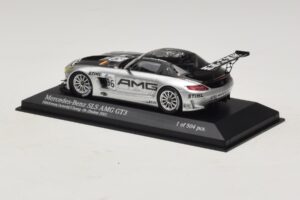 Mercedes SLS AMG GT3 #96 M. Hakkinen / R. Arnold 6 Hours of Zhuhai 2011 Minichamps 1:43 410113296 Metāls — attēls 3 no 4