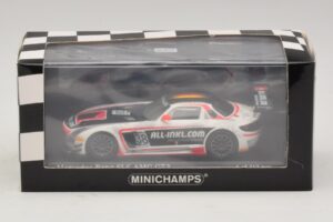 Mercedes SLS AMG GT3 All-Inkl.com #38 FIA GT1 World Championship 2012 Champions Minichamps 1:43 410123238 Metāls — attēls 4 no 4