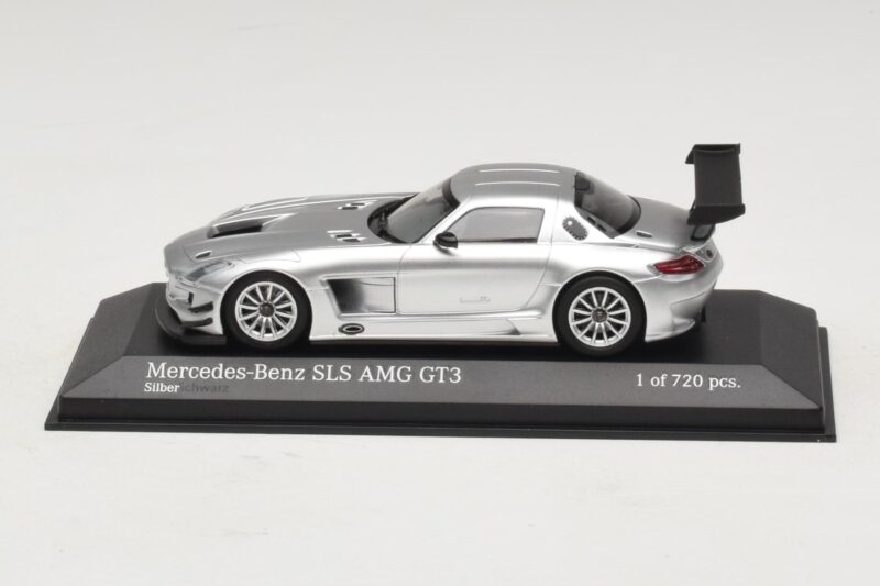 Mercedes SLS AMG GT3 Sudrabs Minichamps 1:43 Mercedes SLS AMG GT3 Sudrabs Minichamps 1:43 410113202 Metāls