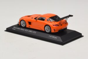Mercedes SLS AMG GT3 Street Orange Minichamps 1:43 410113204 Metāls — attēls 3 no 4