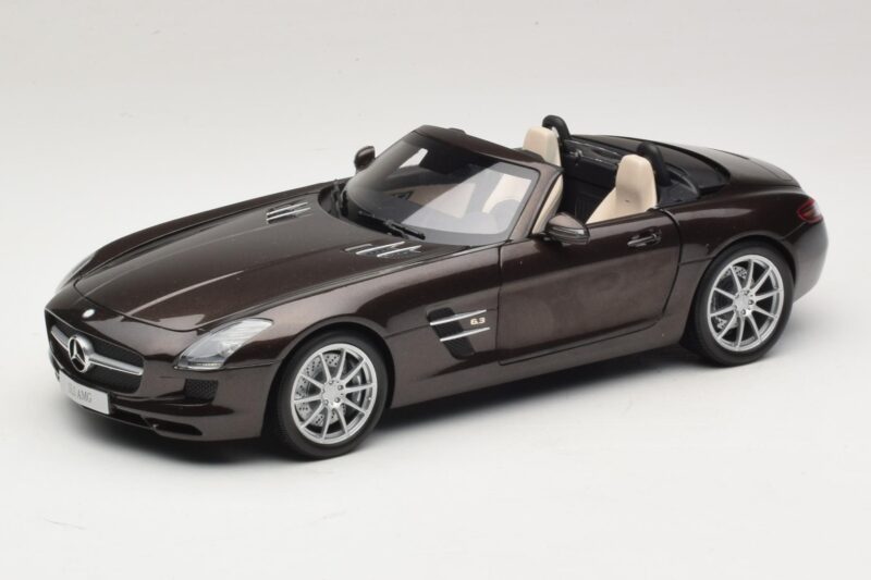 Mercedes SLS AMG Sepang Brown Minichamps 1:18 B66960080 Metāls