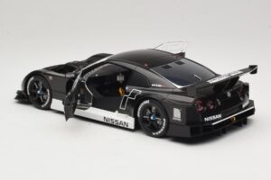 Nissan GT-R R35 Stealth Model Gran Turismo 5 AUTOart 1:18 81041 Metāls — attēls 5 no 9