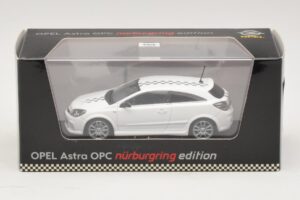 Opel Astra H OPC Nurburgring Edition Balts Minichamps 1:43 ASTRA005 Metāls — attēls 4 no 4