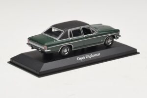Opel Diplomat B Tumši Zaļš Maxichamps 1:43 940046070 Metāls — attēls 2 no 4