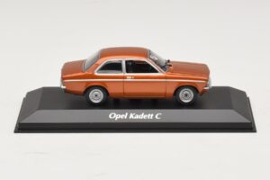 Opel Kadett C Bronzas Metālisks Maxichamps 1:43 940045600 Metāls
