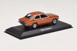 Opel Kadett C Bronzas Metālisks Maxichamps 1:43 940045600 Metāls — attēls 2 no 4