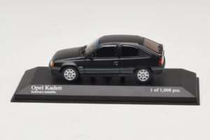 Opel Kadett E Black Metallic Minichamps 1:43 400045901 Metāls