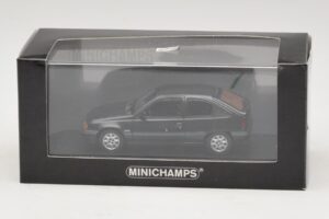 Opel Kadett E Black Metallic Minichamps 1:43 400045901 Metāls — attēls 4 no 4