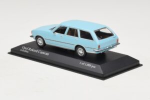 Opel Rekord D Caravan Gaiši Zils Minichamps 1:43 400044014 Metāls — attēls 3 no 4
