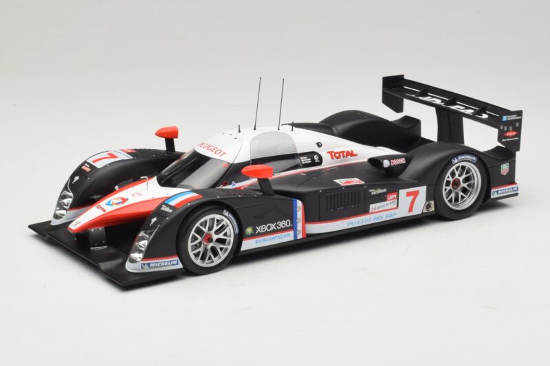Peugeot 908 HDi FAP LMP1 #7 M. Gene / N. Minassian / J. Villeneuve 24 Hours of Le Mans 2007 Minichamps 1:18 150071207 Metāls