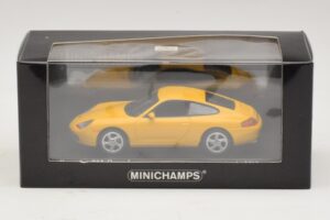 Porsche 911 991 Carrera Dzeltens Minichamps 1:43 410060221 Metāls — attēls 4 no 4