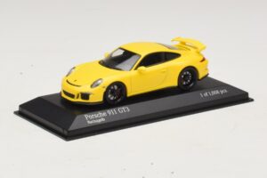 Porsche 911 991 GT3 Dzeltens Minichamps 1:43 410062021 Metāls — attēls 2 no 4