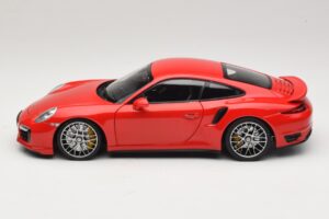 Porsche 911 991 Turbo S Sarkans Minichamps 1:18 110062320 Metāls — attēls 4 no 8