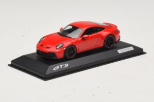 Porsche 911 992 GT3 Touring Sarkans Minichamps 1:43 WAP02012617-R1 Metāls — attēls 2 no 4