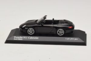 Porsche 911 997 Carrera Kabriolets Black Edition Minichamps 1:43 400066434 Metāls