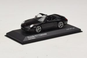 Porsche 911 997 Carrera Kabriolets Black Edition Minichamps 1:43 400066434 Metāls — attēls 2 no 4