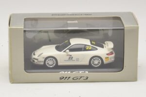 Porsche 911 997 GT3 #22 Balts Minichamps 1:43 WAP020102016 Metāls — attēls 4 no 4