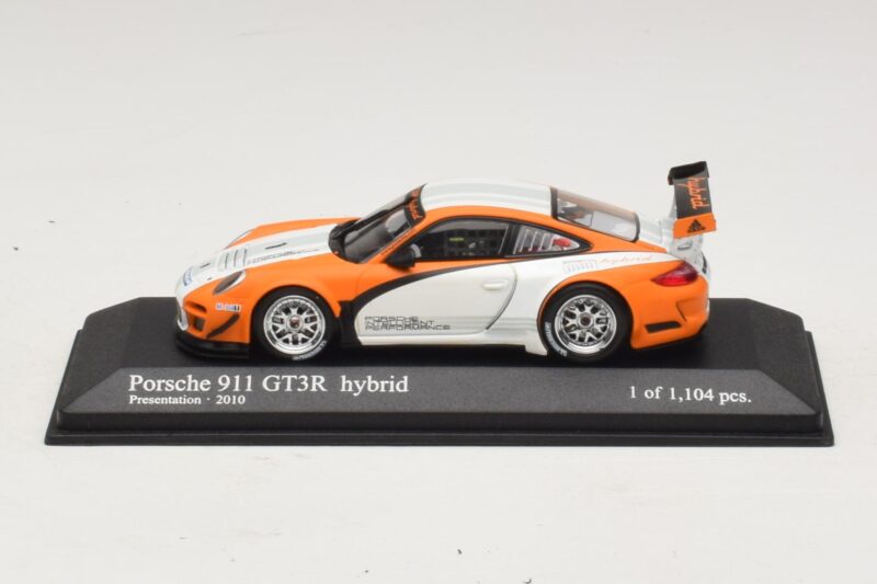 Porsche 911 997 GT3 R Hybrid Presentation 2010 Minichamps 1:43 410108900 Metāls