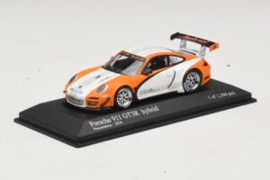 Porsche 911 997 GT3 R Hybrid Presentation 2010 Minichamps 1:43 410108900 Metāls — attēls 2 no 4