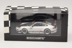 Porsche 911 997 GT3 RSR #9 Presentation 2009 Minichamps 1:43 400096909 Metāls — attēls 4 no 4