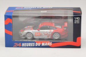 Porsche 911 997 GT3 RSR GT2 #80 S. Neiman / D. Law 24 Hours of Le Mans 2010 Minichamps 1:43 410106980 Metāls — attēls 4 no 4