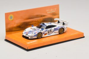 Porsche 911 GT1 #25 B. Wollek / T. Boutsen / H-J. Stuck 24 Hours of Le Mans 1996 Minichamps 1:43 403966625 Metāls — attēls 2 no 5
