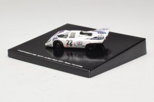 Porsche 917K #22 H. Marko / G. van Lennep Martini Racing 24 Hours of Le Mans Uzvarētājs 1971 Kasetes Izdevums Minichamps 1:43 — attēls 3 no 5