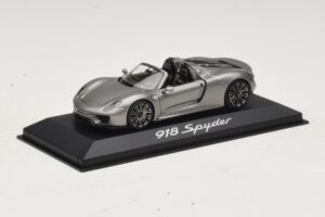Porsche 918 Spyder Pelēks Metālisks Minichamps 1:43 WAP0201000E Metāls — attēls 2 no 4