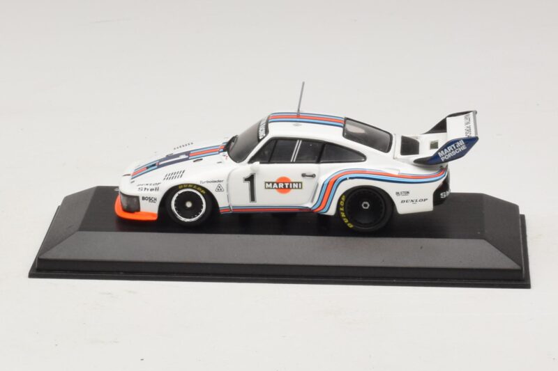 Porsche 935/76 Martini Racing #1 R. Stommelen / M. Schurti ADAC 1000km Nurburgring 1976 Minichamps 1:43 Porsche 935/76 Martini Racing #1 R. Stommelen / M. Schurti ADAC 1000km Nurburgring 1976 Minichamps 1:43 400766301 Metāls