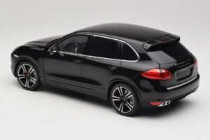 Porsche Cayenne Turbo S 92A Melns Metālisks Minichamps 1:18 110062100 Metāls — attēls 7 no 8